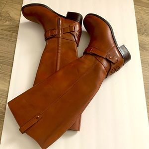 Stylish leather riding boots